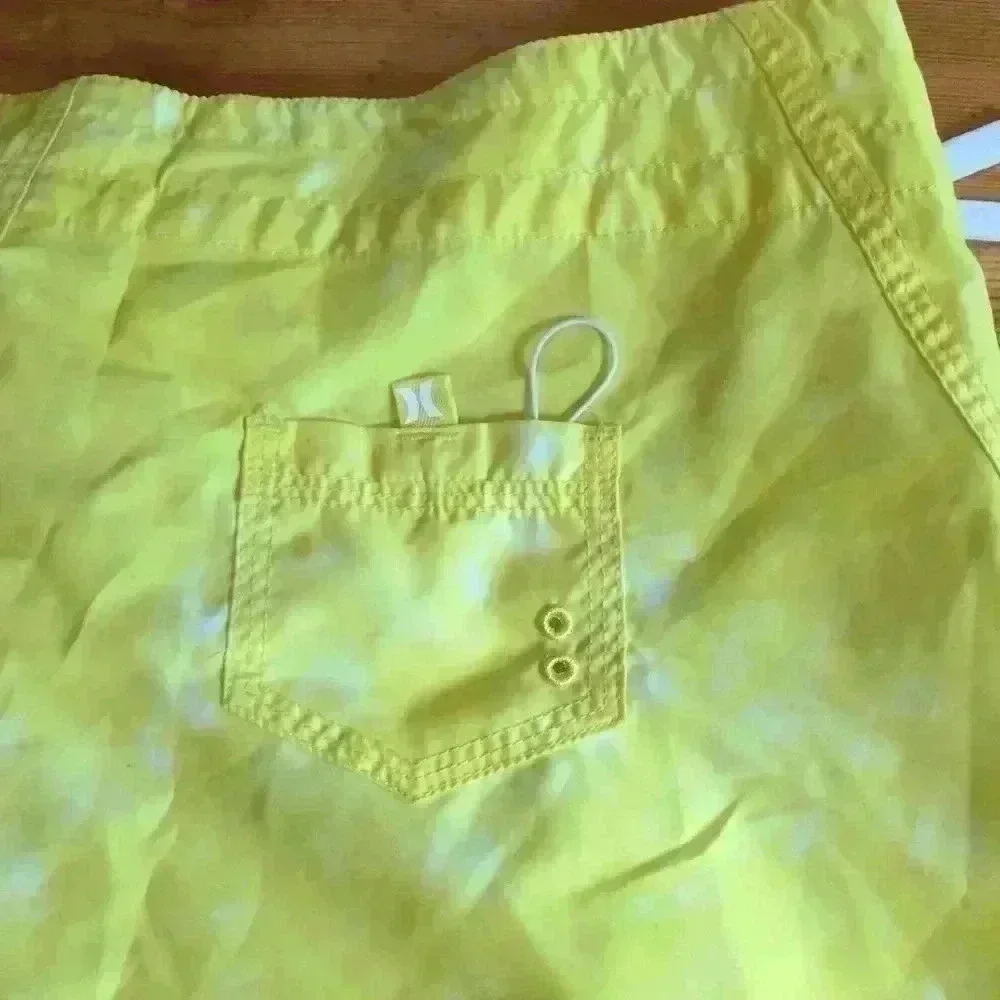 Hurley yellow sandy board shorts women